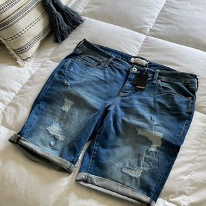 Torrid Boyfriend Cut Bermuda Jean Shorts